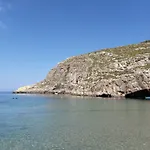 Antros, 1 Apartment Xlendi