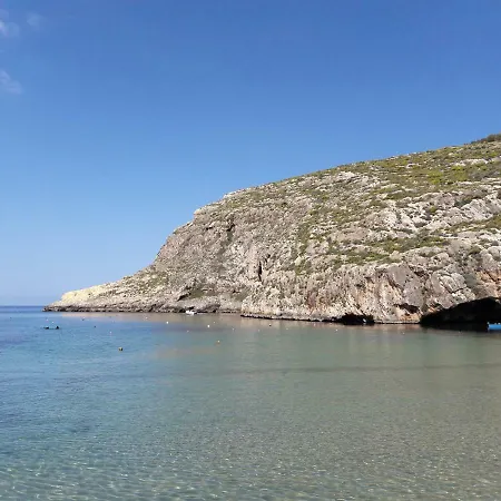 Antros, 1 Apartment Xlendi